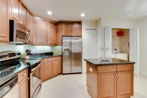 The Terraces On The Green -  Vacation Rental - Photo 5