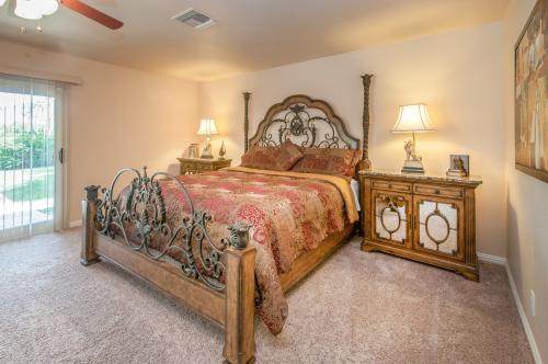Top 42 Palm Springs Vacation Rentals from $70 | Vacasa