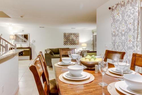 Winter Hideaway -  Vacation Rental - Photo 8