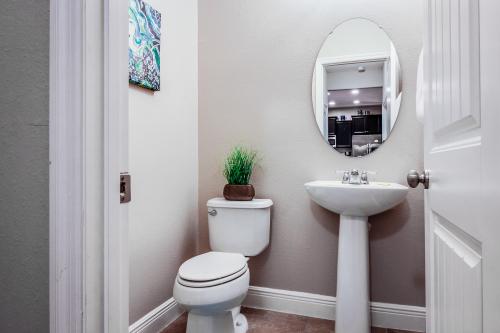 Solterra Sunsets -  Vacation Rental - Photo 7