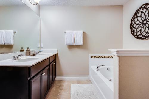 Solterra Sunsets -  Vacation Rental - Photo 13