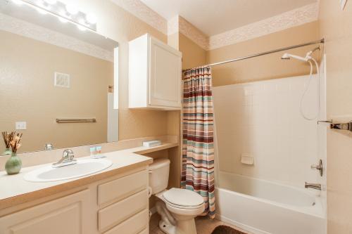 Polynesian Hideaway -  Vacation Rental - Photo 12