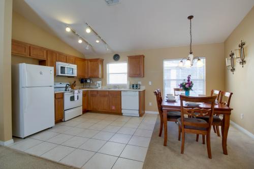 Family Ridge Villa -  Vacation Rental - Photo 7