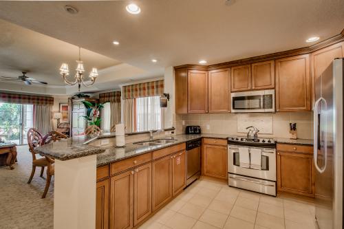 Sunset Spectacular -  Vacation Rental - Photo 5