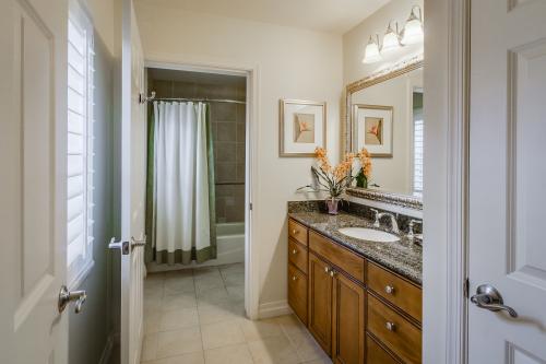 Sunset Spectacular -  Vacation Rental - Photo 20