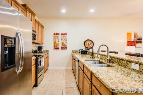 Paradise Found I -  Vacation Rental - Photo 13