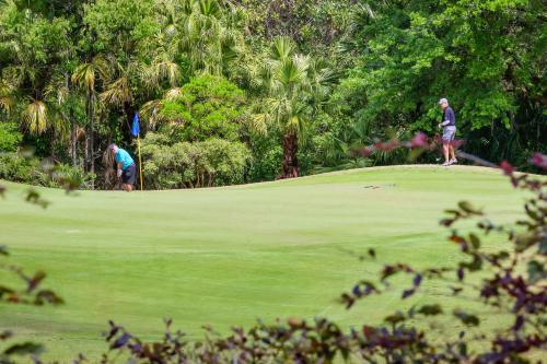 The Terraces On The Green -  Vacation Rental - Photo 33