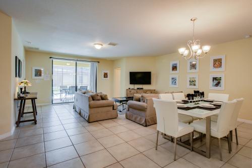 Breezy Retreat -  Vacation Rental - Photo 3