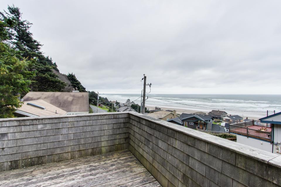 Cannon Beach Retreat 5 BD Vacation Rental in Cannon Beach, OR Vacasa