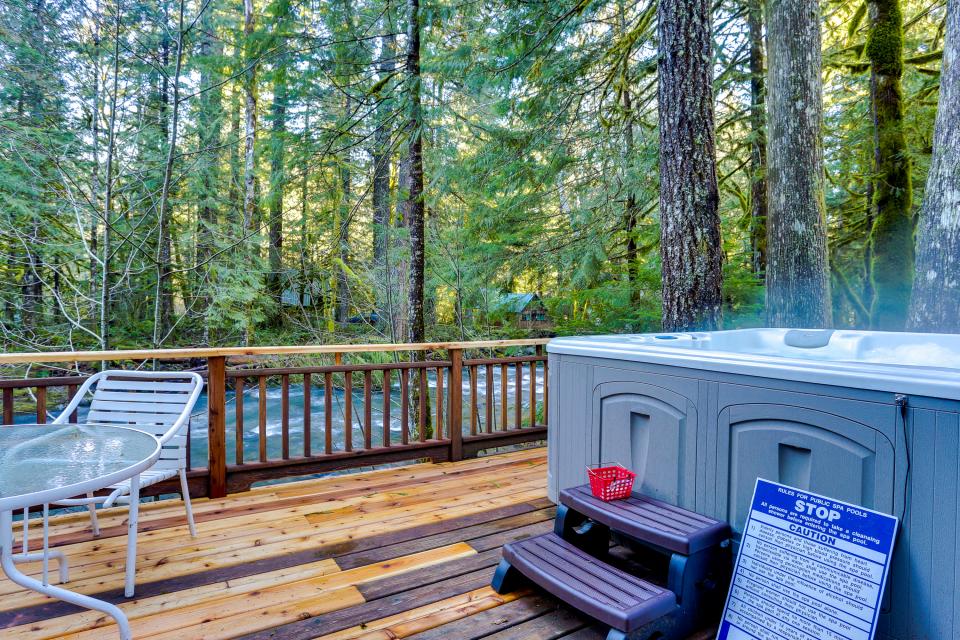 Papa Bear Cabin 3 BD Vacation Rental in Welches, OR Vacasa