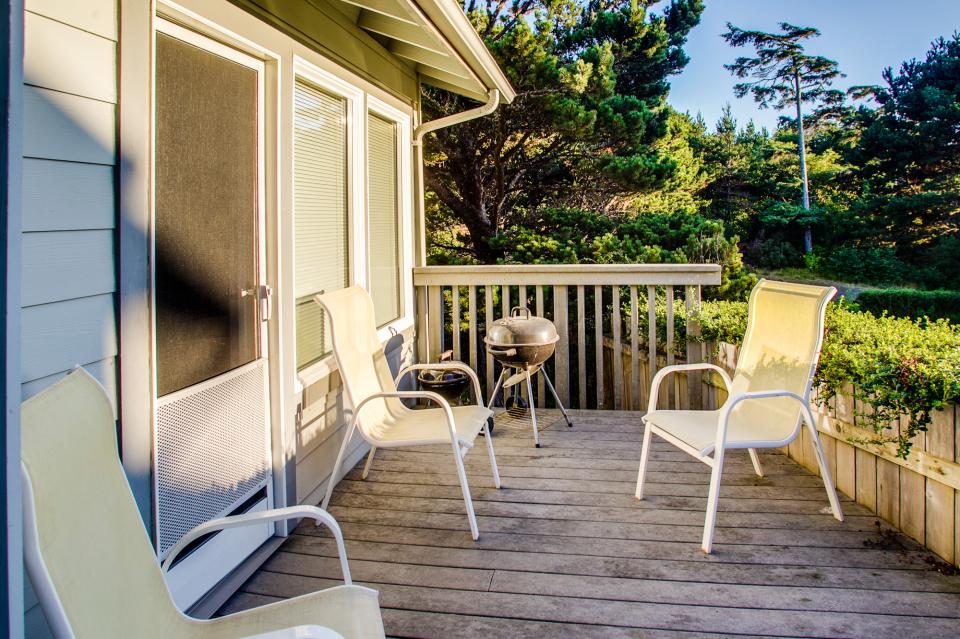 Newport Beach House 3 BD Vacation Rental in Newport, OR Vacasa