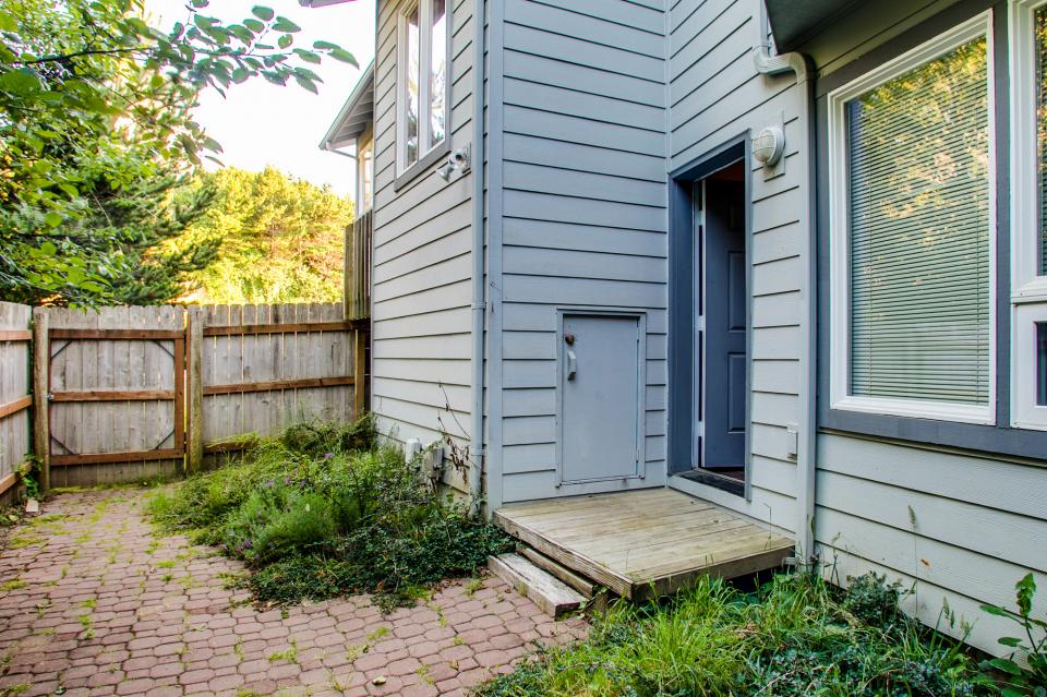 Newport Beach House 3 BD Vacation Rental in Newport, OR Vacasa