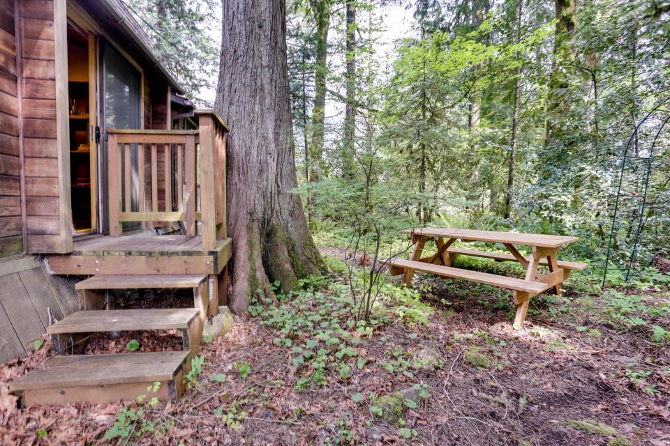 Ironwood Cabin 1 BD Vacation Rental in Welches, OR Vacasa