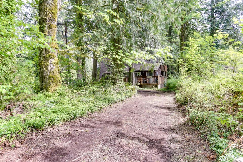 Ironwood Cabin 1 BD Vacation Rental in Welches, OR Vacasa