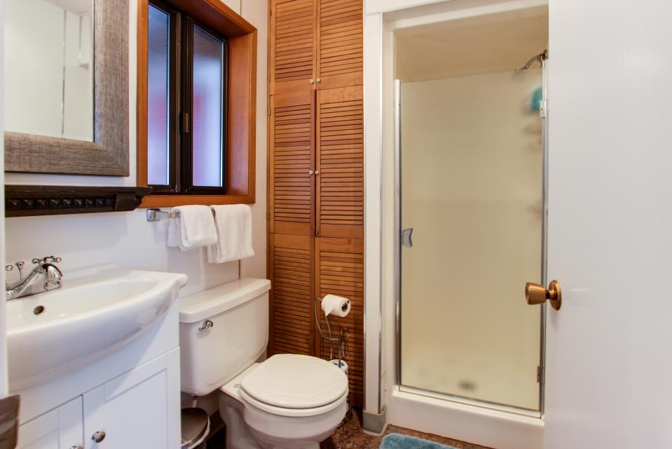 The Strand Oceanview Studio 1 BD Vacation Rental in Rockaway Beach