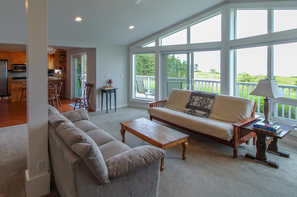 Marrowstone Island Beach Home 2 BD Vacation Rental in Nordland, WA