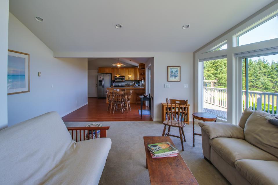 Marrowstone Island Beach Home 2 BD Vacation Rental in Nordland, WA