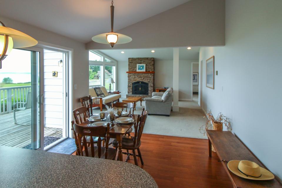 Marrowstone Island Beach Home 2 BD Vacation Rental in Nordland, WA