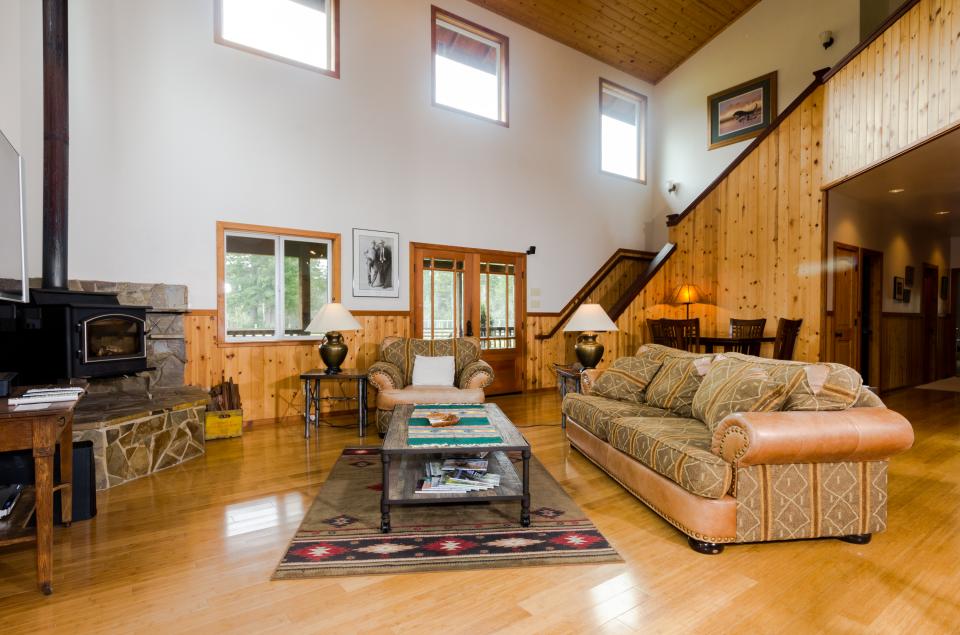Sundance 4 BD Vacation Rental in Mendocino, CA Vacasa
