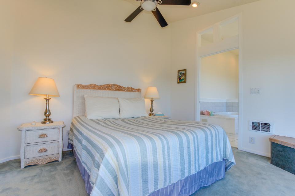 Pacific Suites 4 BD Vacation Rental in Pacific City, OR Vacasa