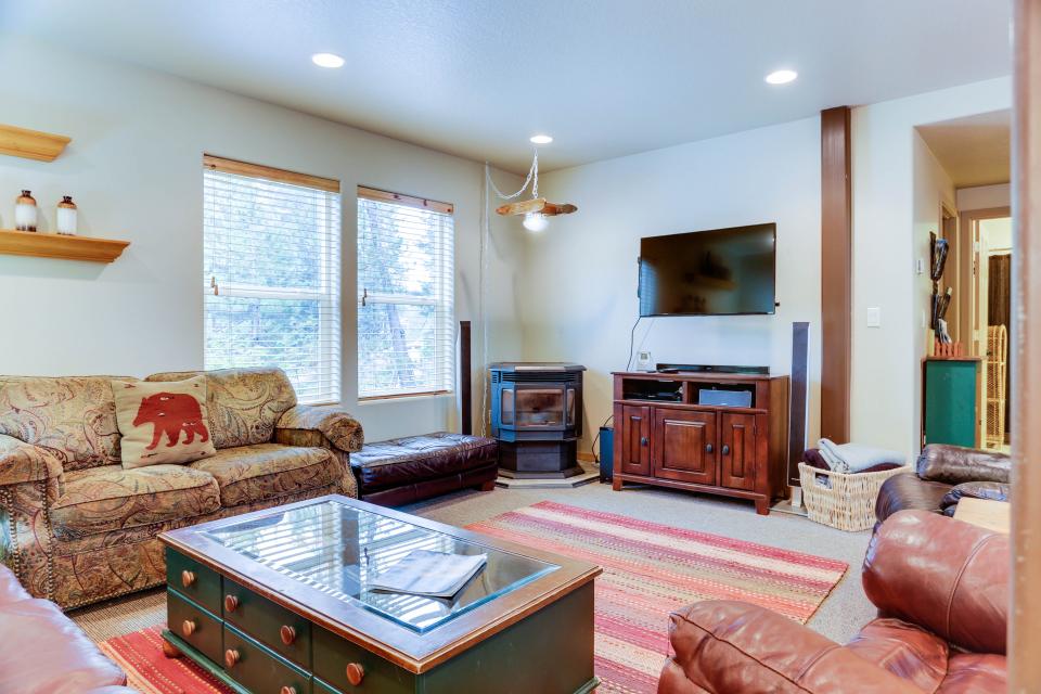 Evergreen House 5 BD Vacation Rental in Government Camp, OR Vacasa