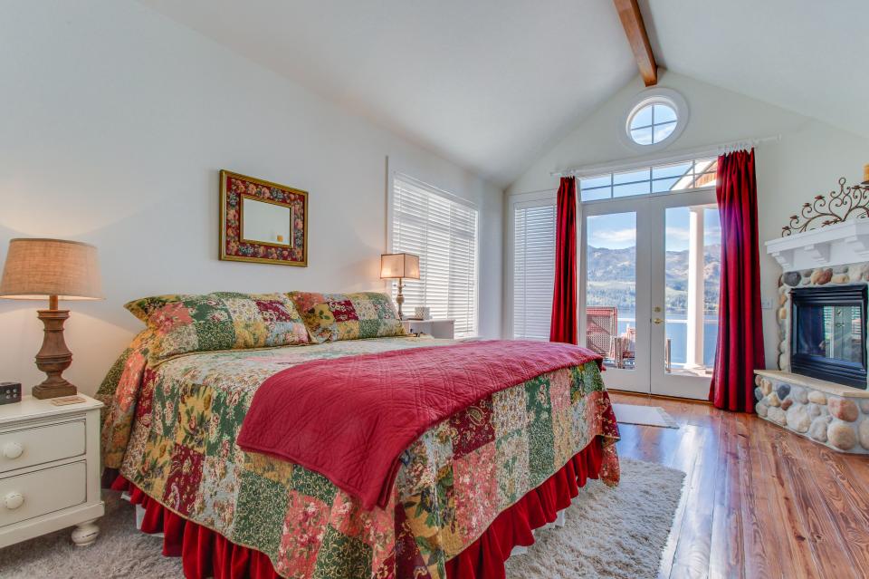 Wapato Point North Beach 4 BD Vacation Rental in Manson, WA Vacasa