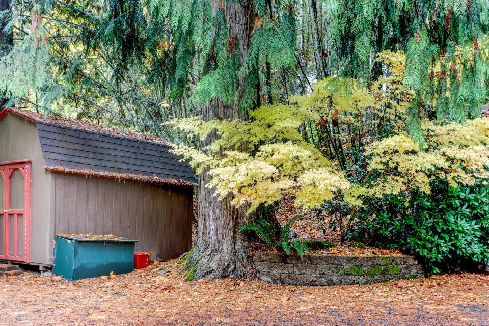 Foxglove Falls 3 BD Vacation Rental in Welches, OR Vacasa