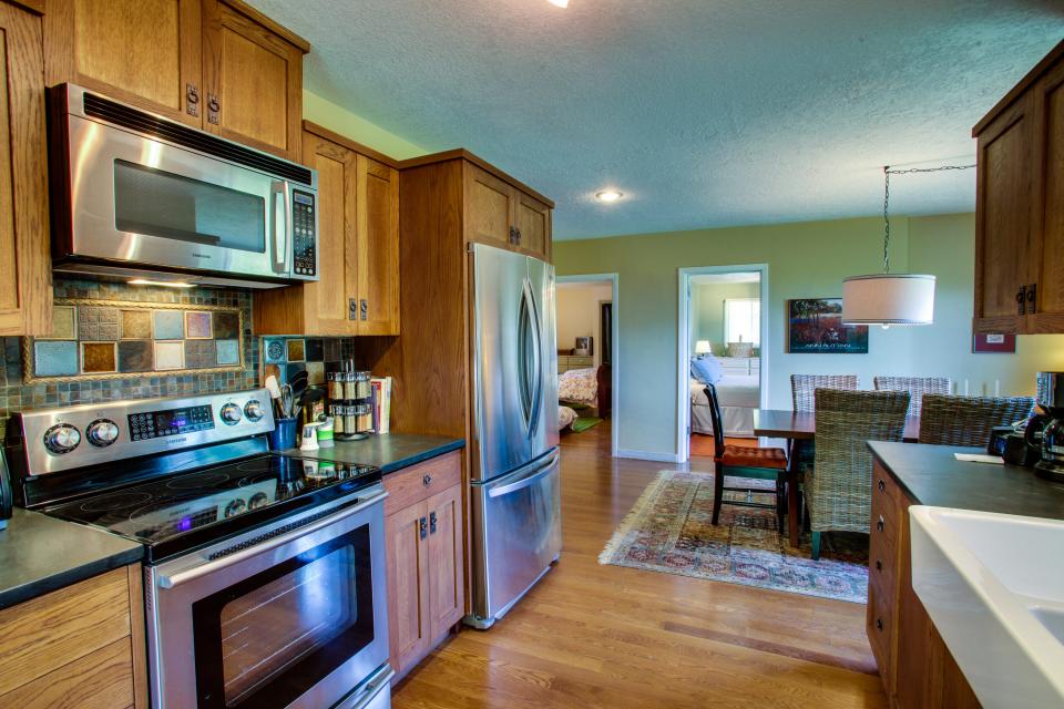 Cascade Retreat in the 4 BD Vacation Rental in Stevenson, WA