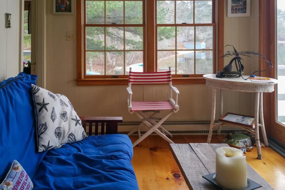 Camp Out Cottage on White Island Pond 3 BD Vacation Rental in Wareham