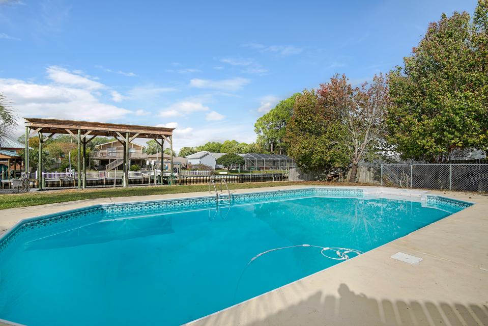 Fisherman's Paradise | 3 BD Vacation Rental in Pensacola ...