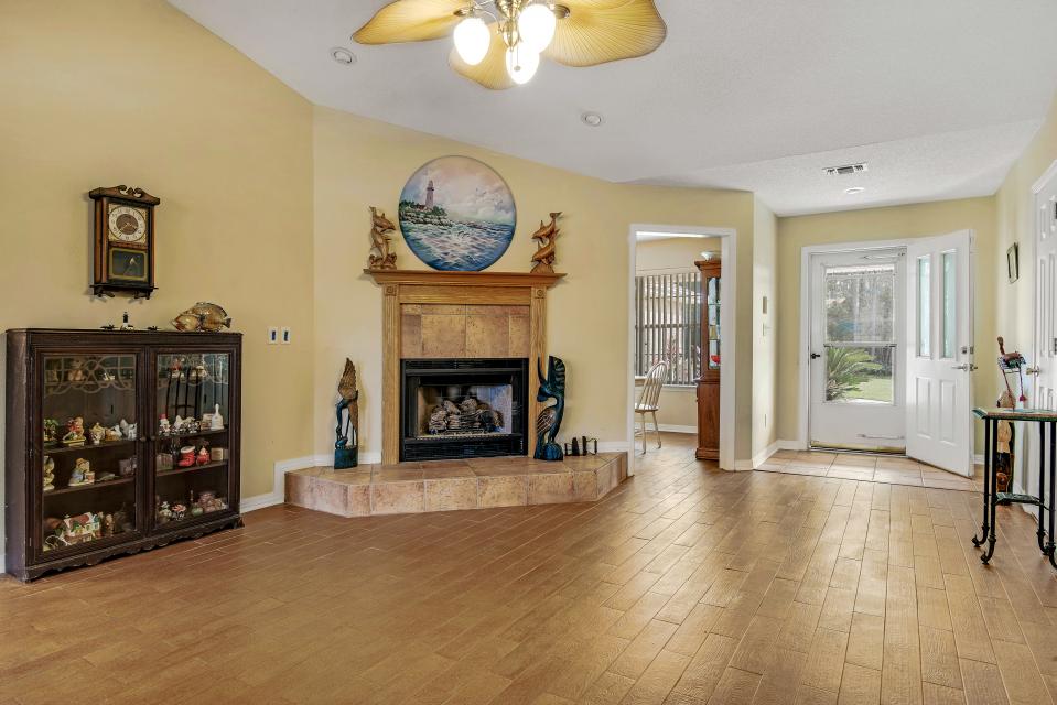 Fisherman's Paradise 3 BD Vacation Rental in Pensacola, FL Vacasa