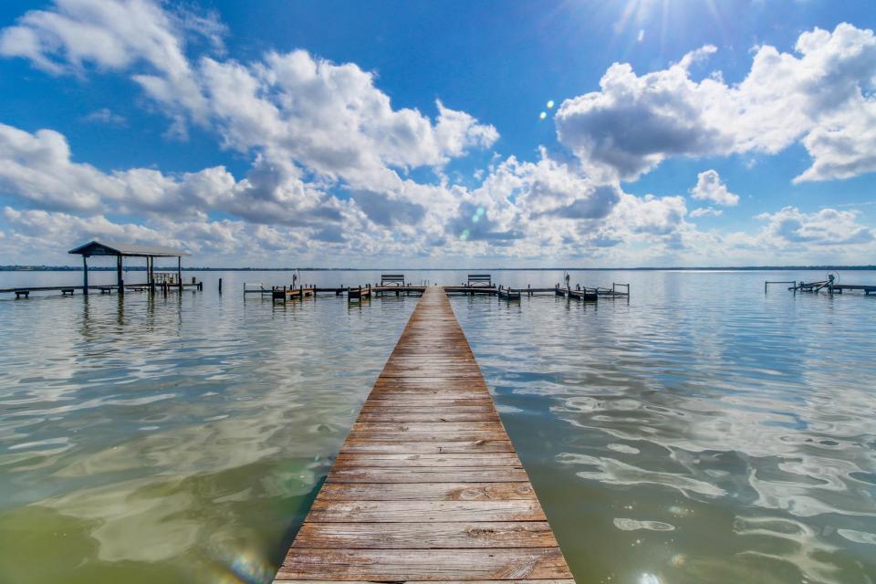 Pratt's Resort 2 Barefoot Dreams Studio Vacation Rental in Lake