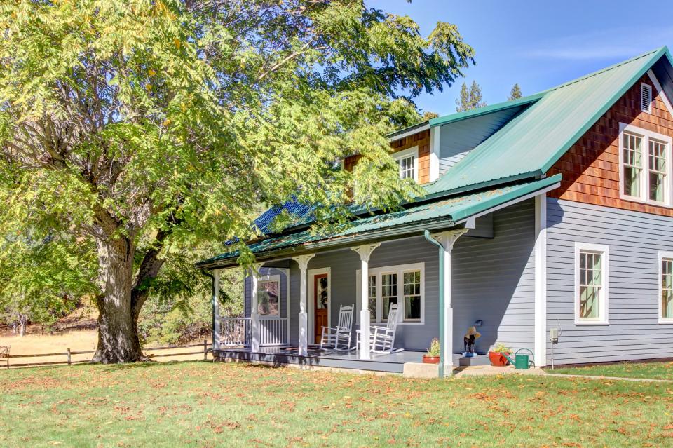 Berglund Acres 3 BD Vacation Rental in Klickitat, WA Vacasa