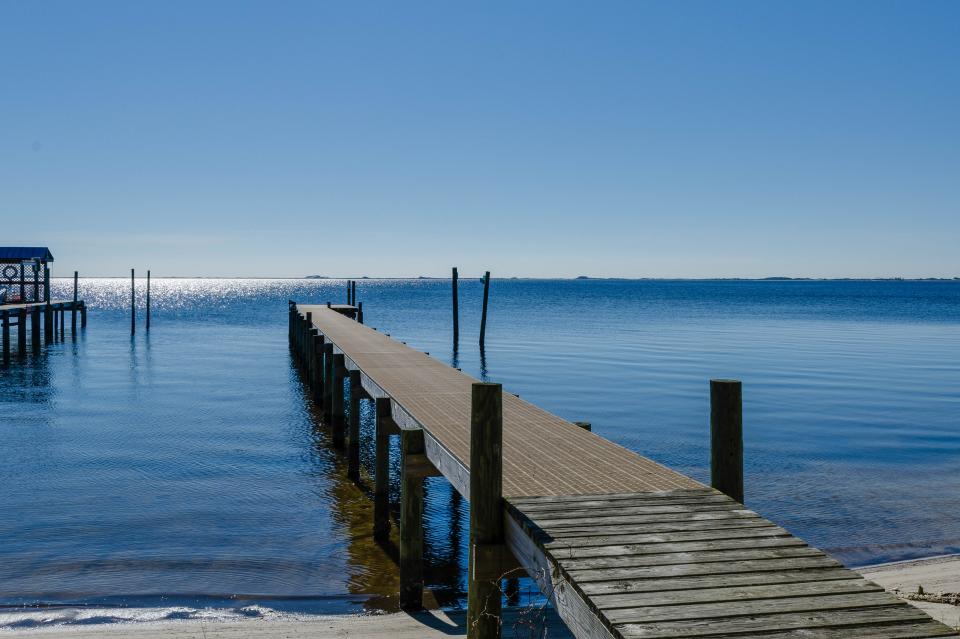 Soundside Beach Cottage with Amazing Views 2 BD Vacation Rental in