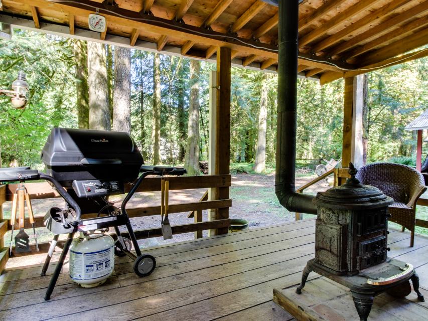 The Cedars Cabin 2 BD Vacation Rental in Welches, OR Vacasa