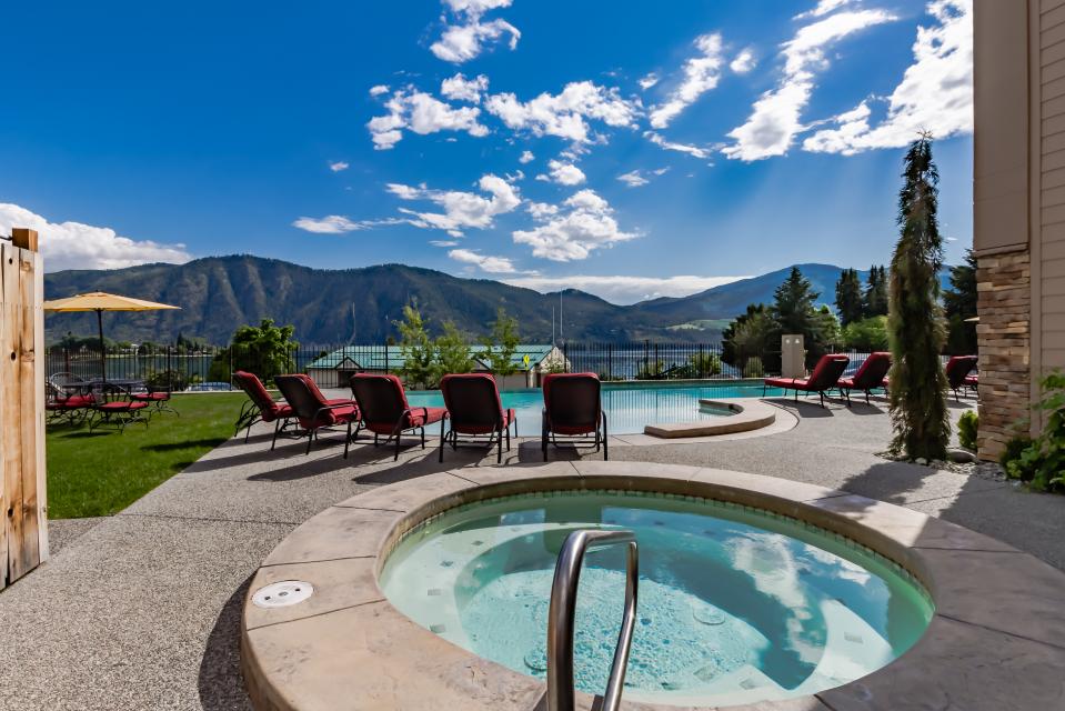Marina Edge Lake Chelan Condo 3 BD Vacation Rental in Manson, WA Vacasa