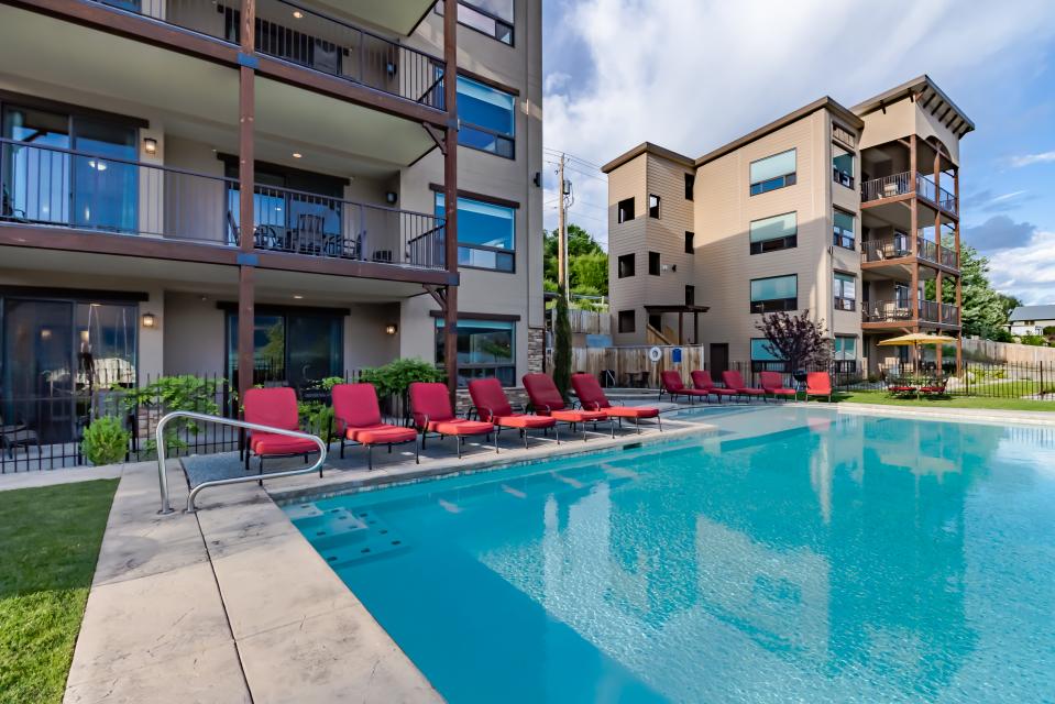 Marina Edge Lake Chelan Condo 3 BD Vacation Rental in Manson, WA Vacasa