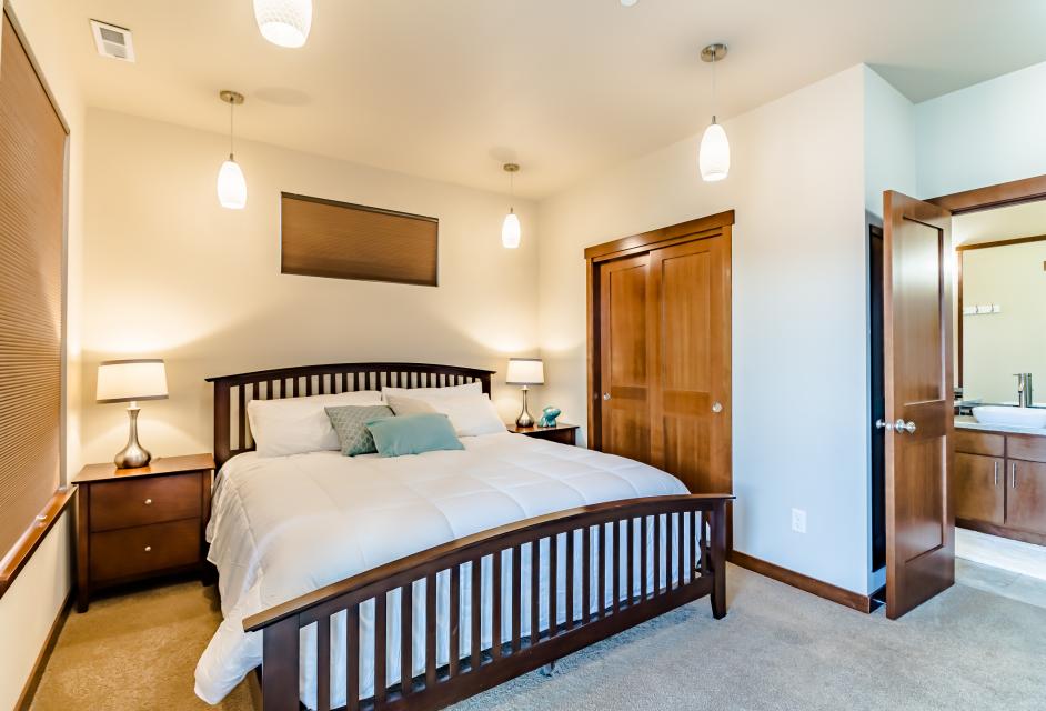 Marina Edge Lake Chelan Condo 3 BD Vacation Rental in Manson, WA Vacasa