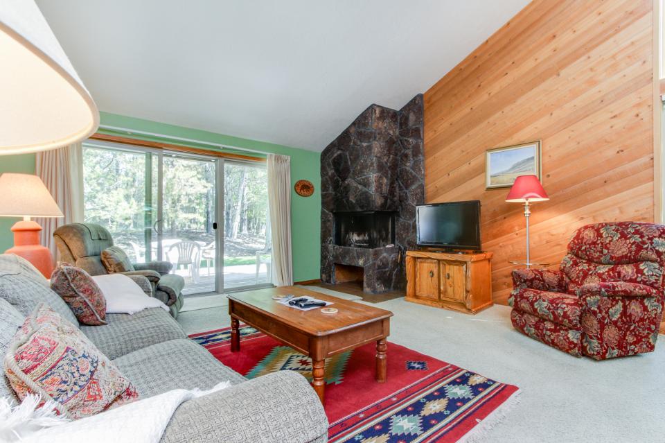 Quelah Condo 4 Discover Sunriver 2 BD Vacation Rental in Sunriver