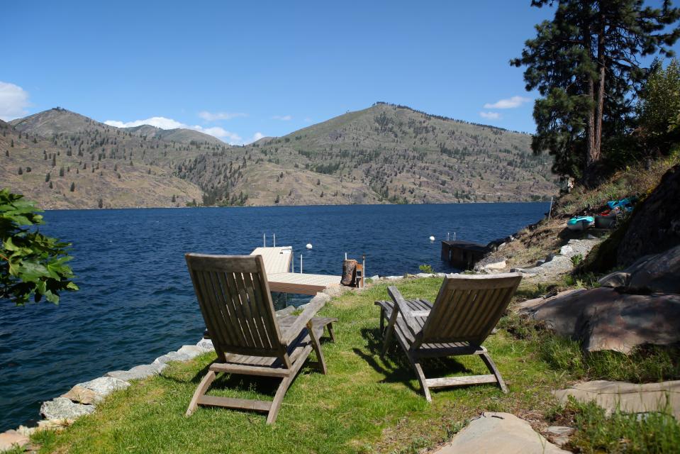 Chelan's Lake Haven 2 BD Vacation Rental in Chelan, WA Vacasa