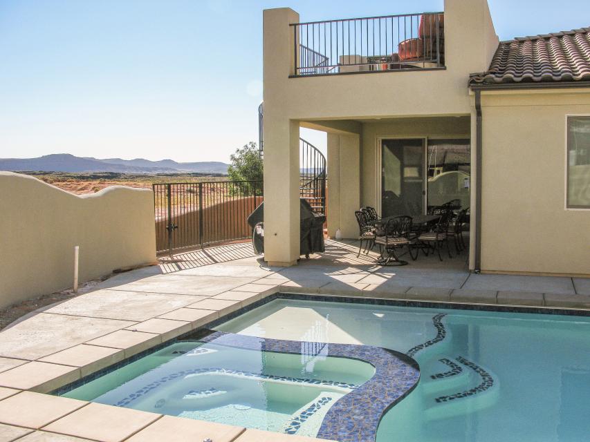 Private Pool Retreat Paradise Village 17 6 BD Vacation Rental in