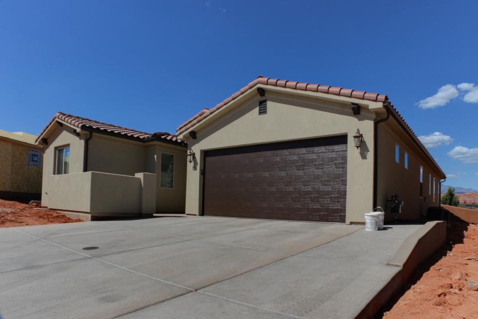 Private Pool Retreat Paradise Village 17 6 BD Vacation Rental in