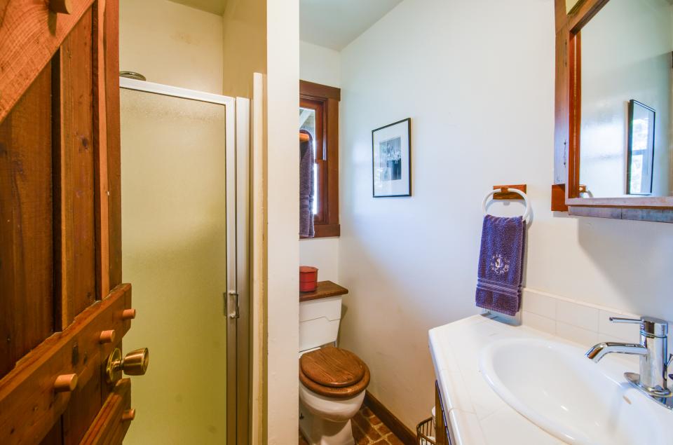 Safe At Anchor 2 BD Vacation Rental in Elk, CA Vacasa