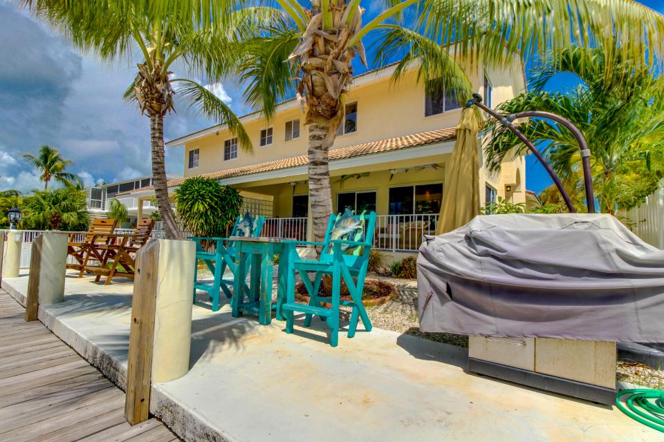 Ninth Street Cabana | 3 BD Vacation Rental in Key Colony ...
