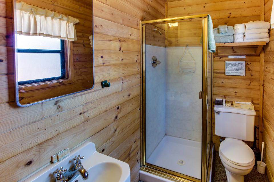 Spruce Grove Cabin Retreat 10 BD Vacation Rental in South Lake Tahoe