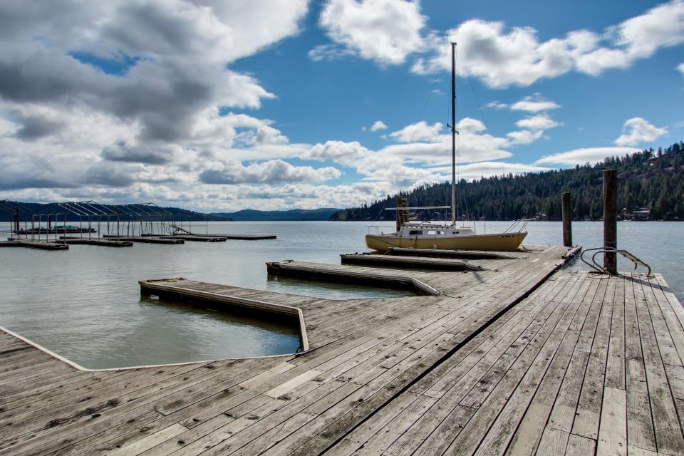 Rockford Bay Getaway 3 BD Vacation Rental in Coeur d'Alene, ID Vacasa