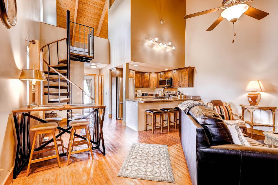 Woodside 1 BD Vacation Rental in Park City, UT Vacasa