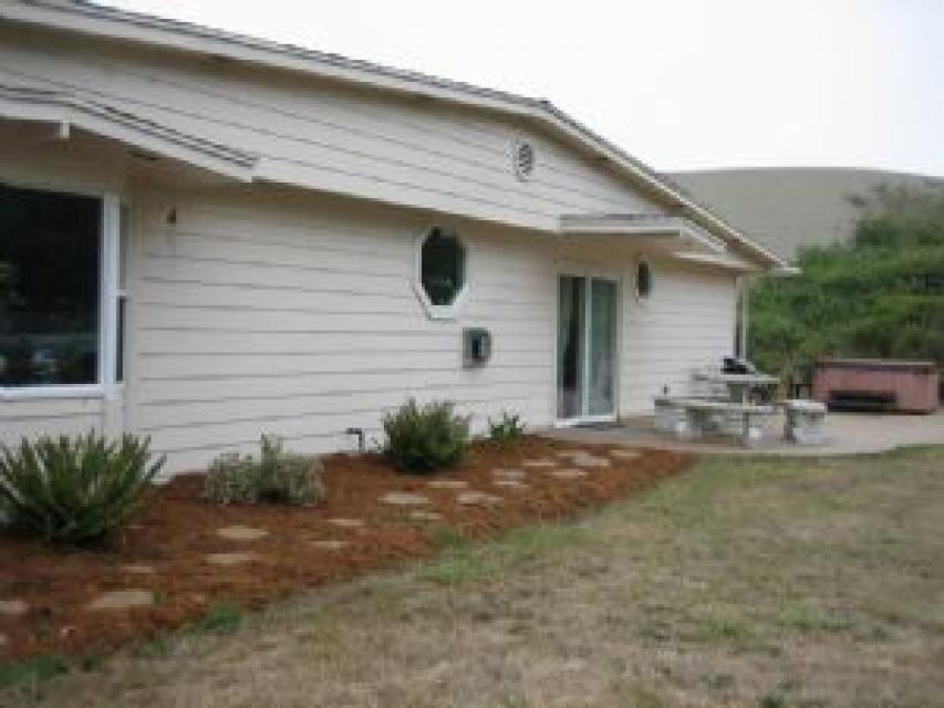 Mendocino Dunes Sand Dollar 1 BD Vacation Rental in Fort Bragg, CA