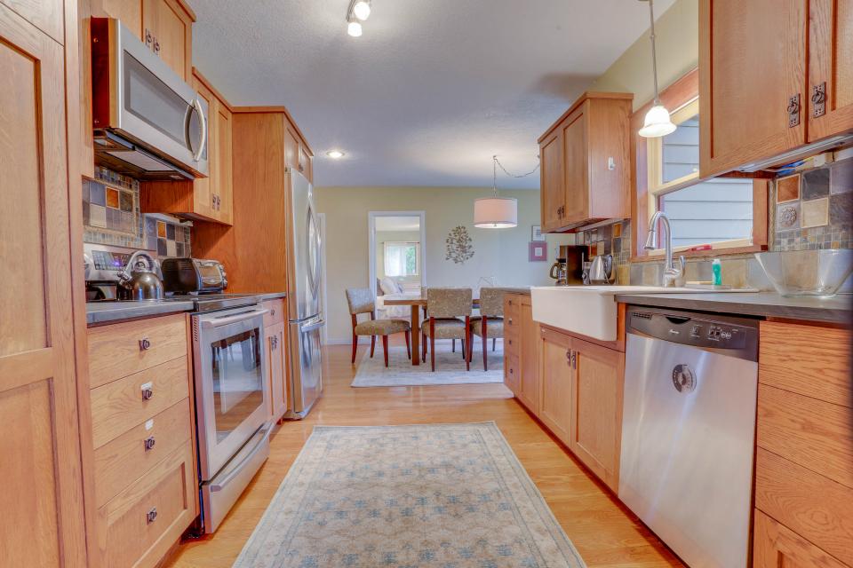 Cascade Retreat in the 4 BD Vacation Rental in Stevenson, WA