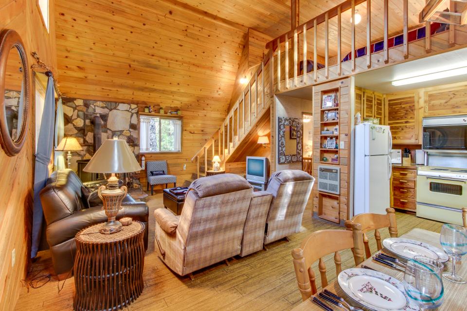 Sabala Cabin 1 BD Vacation Rental in Bandon, OR Vacasa